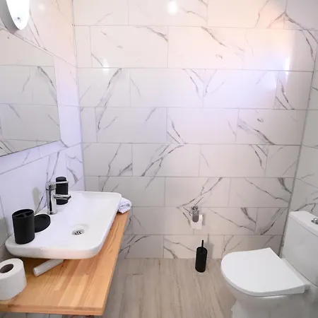 Rijeka منزل للإقامة Ayvalı